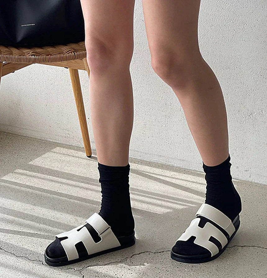 Hiara:Sandalias modernas