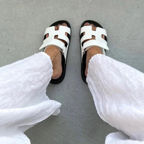 Hiara:Sandalias modernas